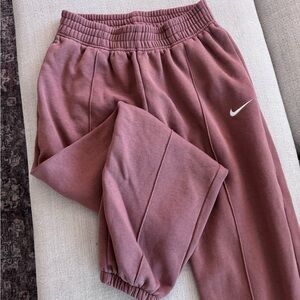 Nike sportswear essential fleece sweatpants